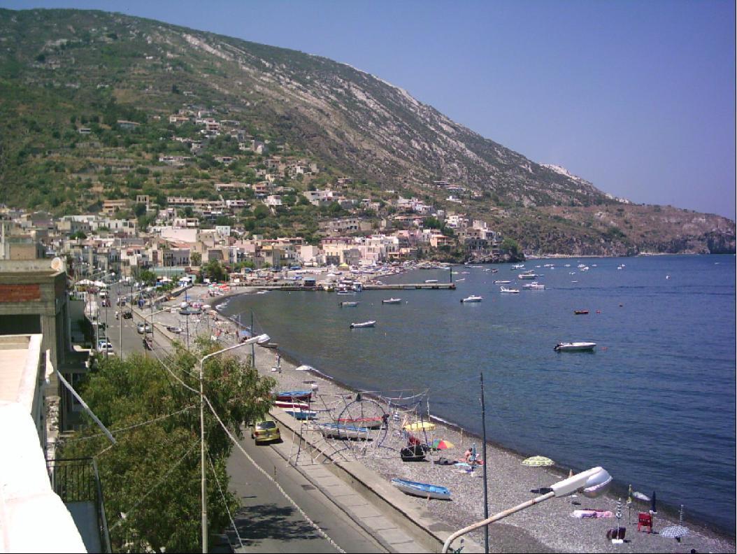 Lipari, un progetto per proteggere la spiaggia di Canneto - Nebrodi News